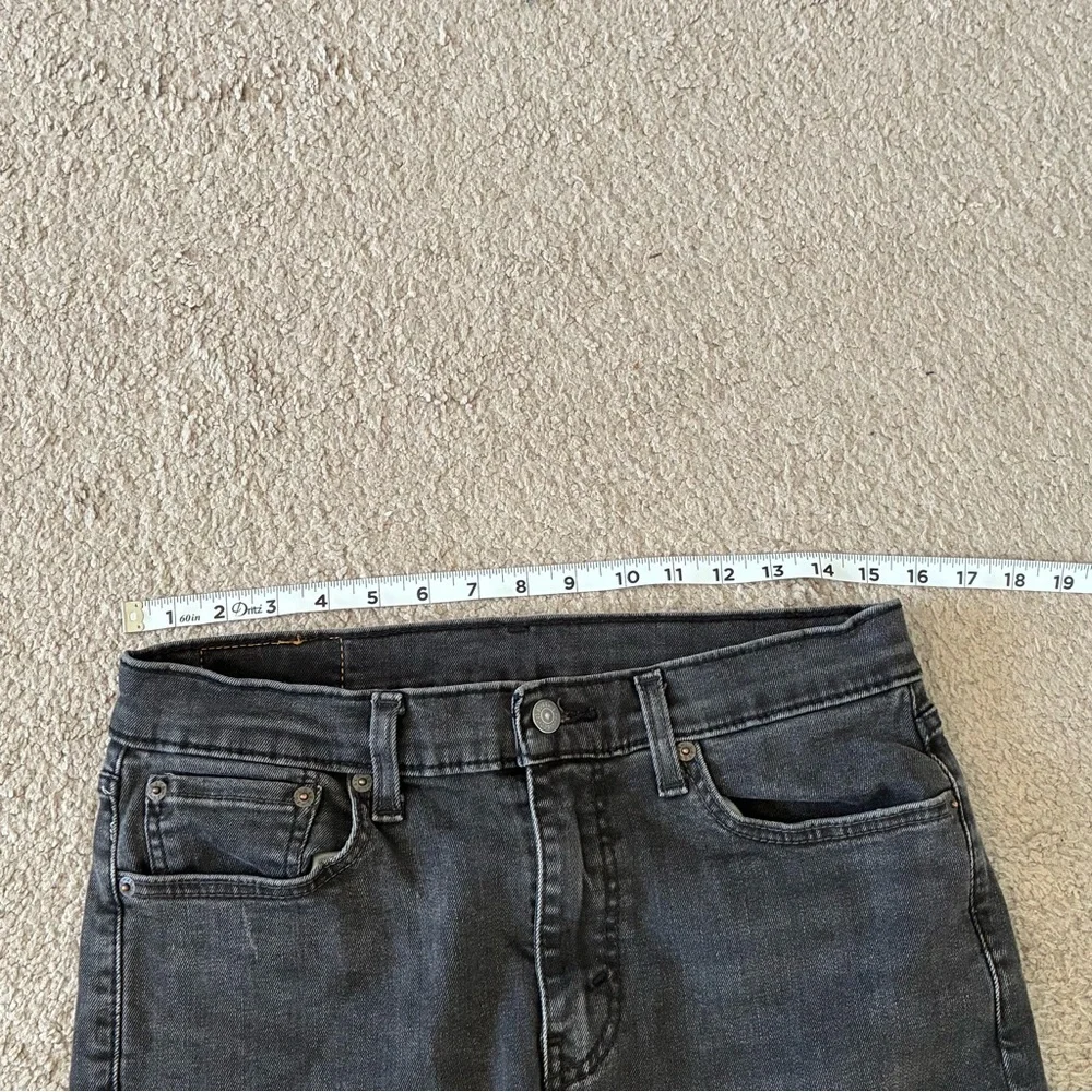 Levi Men's 510 Black Distressed Jeans W32 L29 Casual Everyday Denim